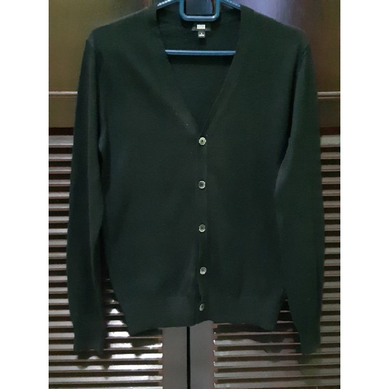 [BONGKAR LEMARI] Cardigan Uniqlo Preloved / Second / Bekas