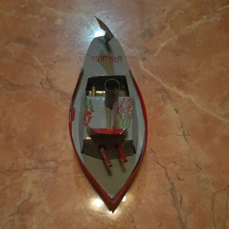 MAINAN TRADISIONAL PRAHU / PERAHU KAPAL API OTOK OTOK-Abu Abu