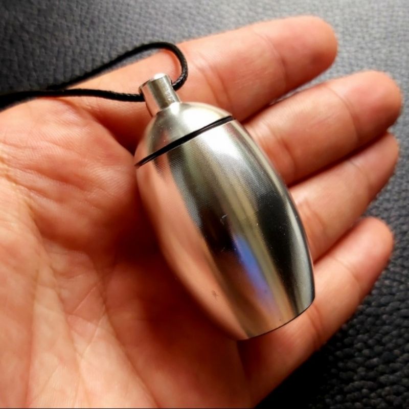 Kalung TABUNG KENDI BESAR Silver TITANIUM Simpan Obat Hutao Jimat