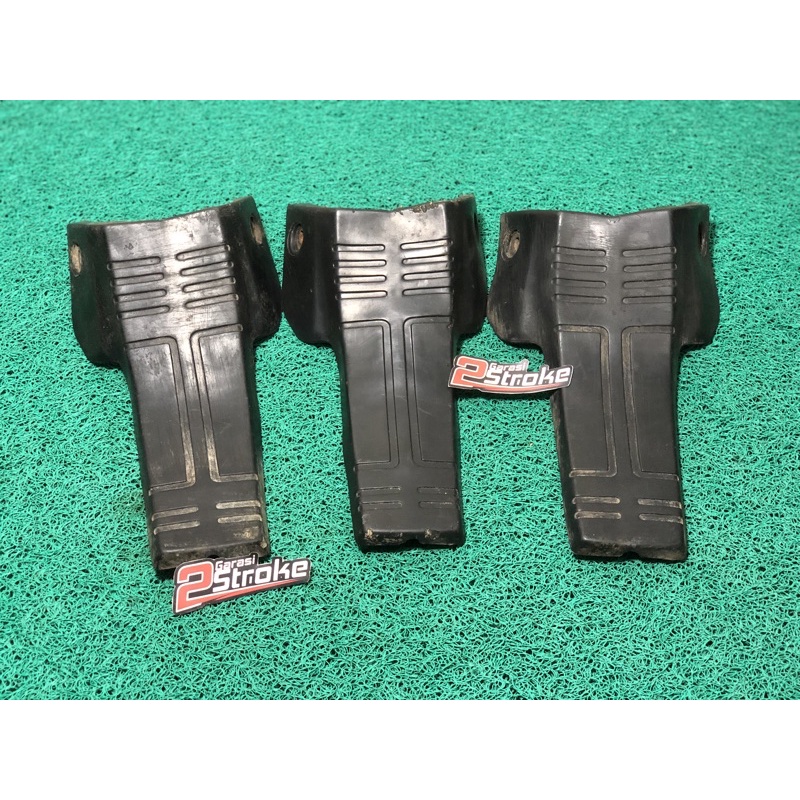 karet pelana rc100  karet legsil rc100