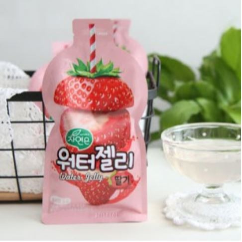 

Woongjin Water Jelly Drink Strawberry / Minuman Jeli Rasa Strawberry