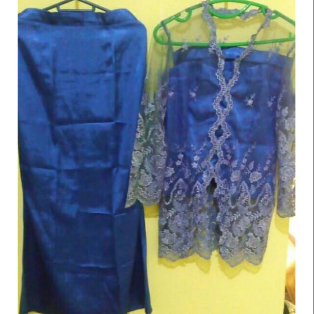 Kebaya pesta biru ukuran S
