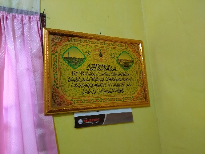 Kaligrafi Hologram Amas Timbul Uk.42cm X 62cm