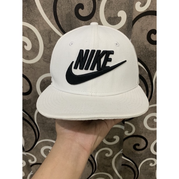 topi nike second / thrift