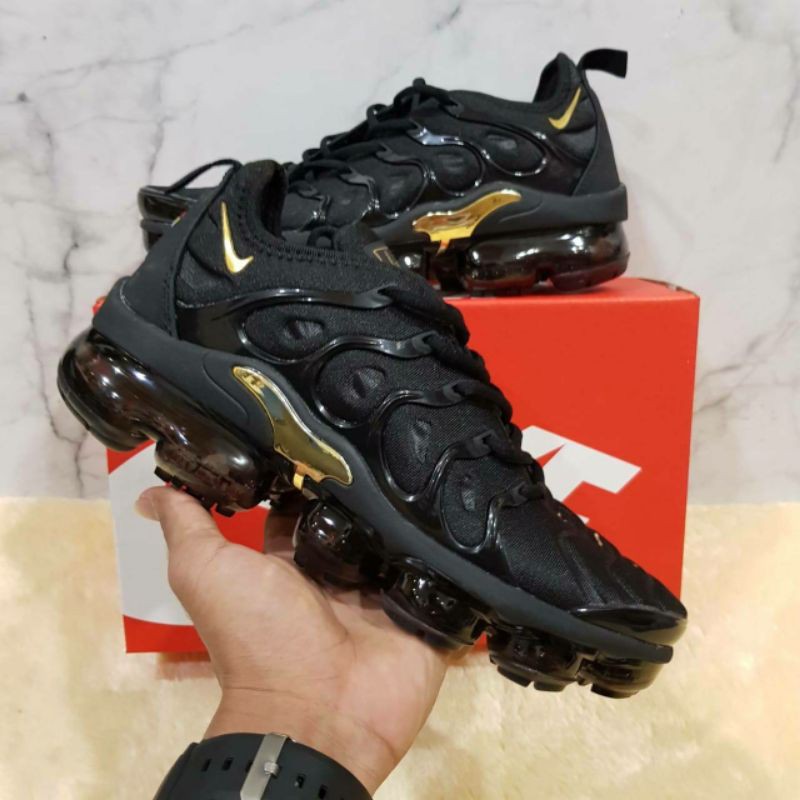 vapor max plus size 7