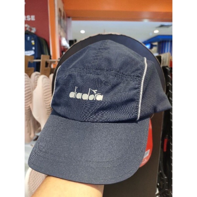 DIADORA TOPI OLAHRAGA SALE MURAH SPORT STATION ORIGINAL DISKON JASTIP DIADORA CAP