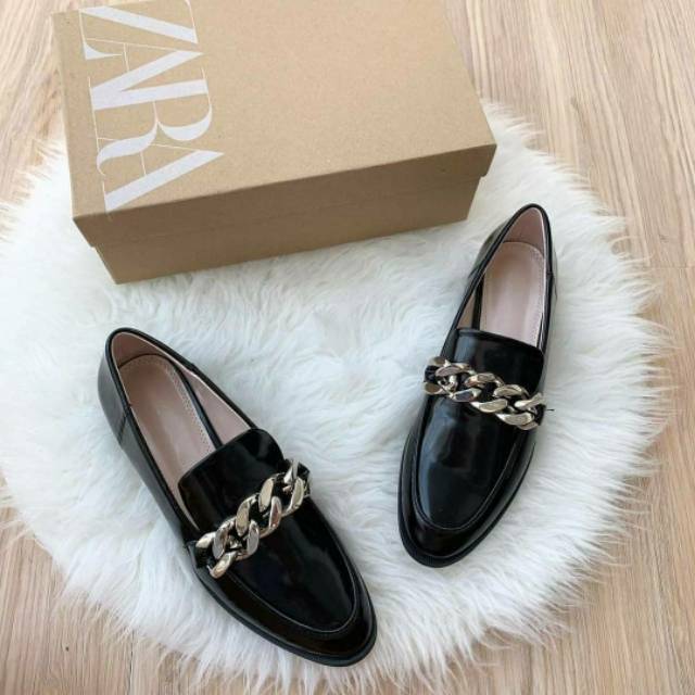 ZS219 ZR CHAIN //SEPATU // FLAT SHOES ZARA