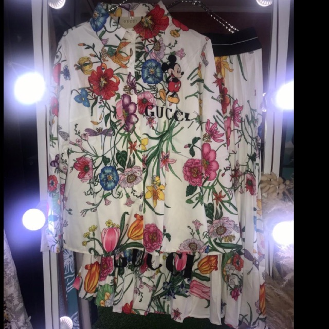 Setelan rok mickey gucci 2