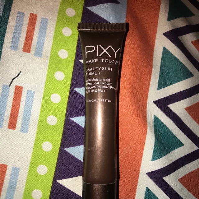 PRIMER PIXY MAKE IT GLOW