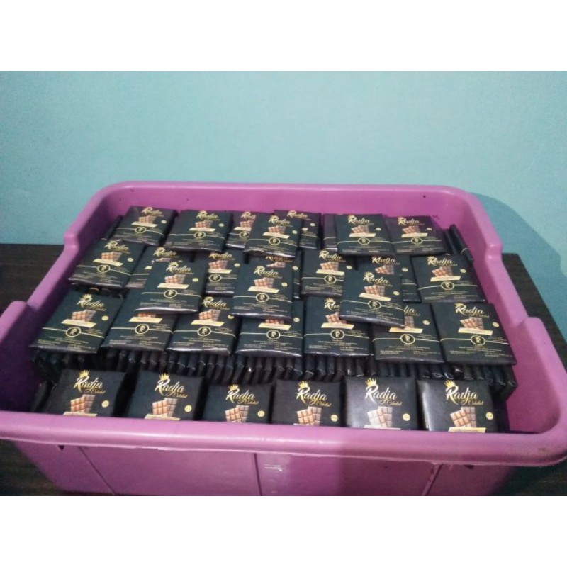 

Radja coklat enak, tidak eneg, manisnya pas