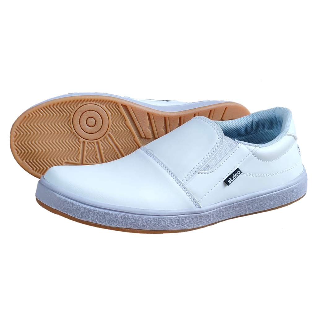 Sepatu Slip On Pria Casual Original Asli Aldhis Putih Polos Slop Kasual Tanpa Tali Full White Gum Buat gaya dan Jalan Jalan