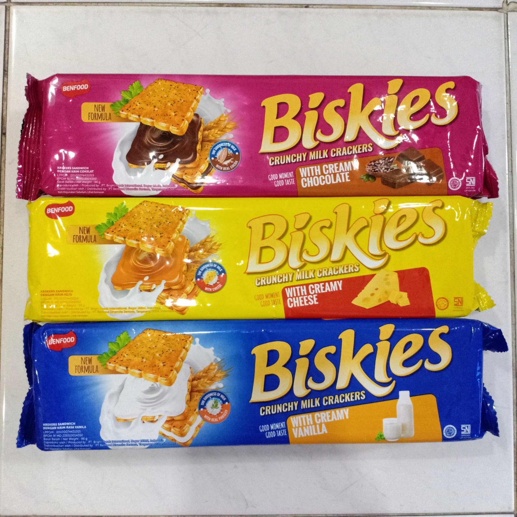 

BISKIES Cracker Sandwich Chocolate, Vanilla & Cheese Pack 96gr