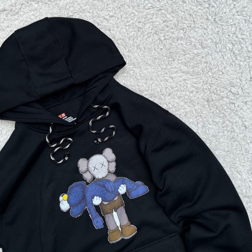 SWEATER HOODIE UNIQLO ONLY BLACK X KAWS INDONESIA FULLTAG &amp; LEBEL | HOODIE PREMIUM | HOODIE UNIQLO KAWS 100%HIGH QUALITY