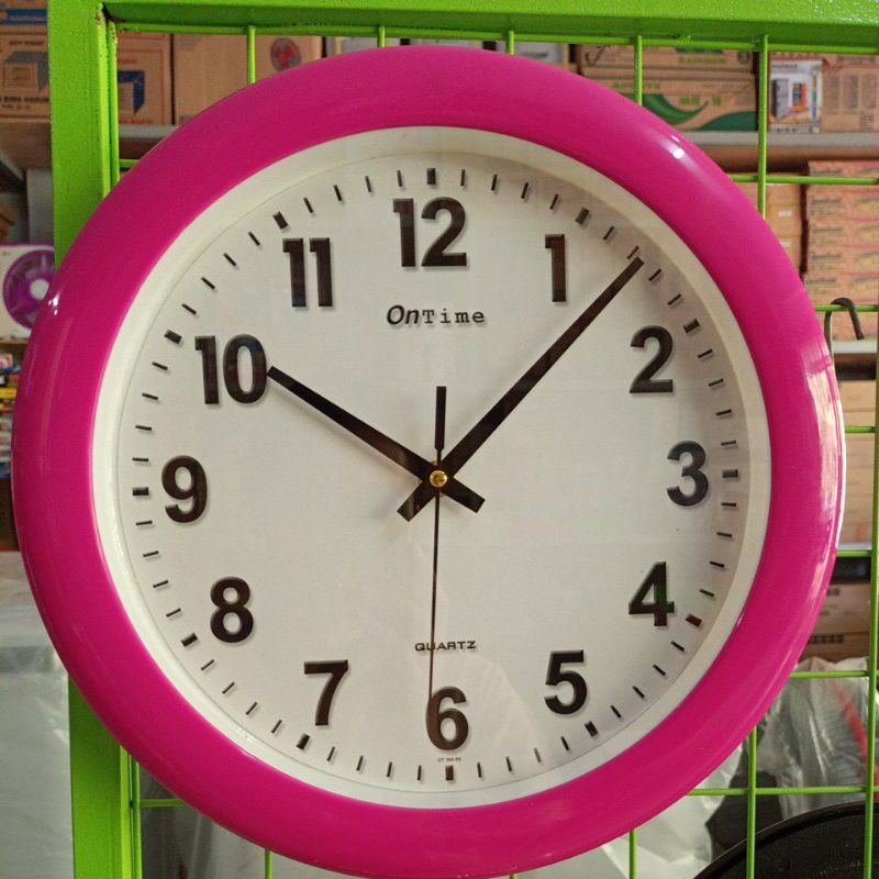 Jam Dinding Ontime Pink
