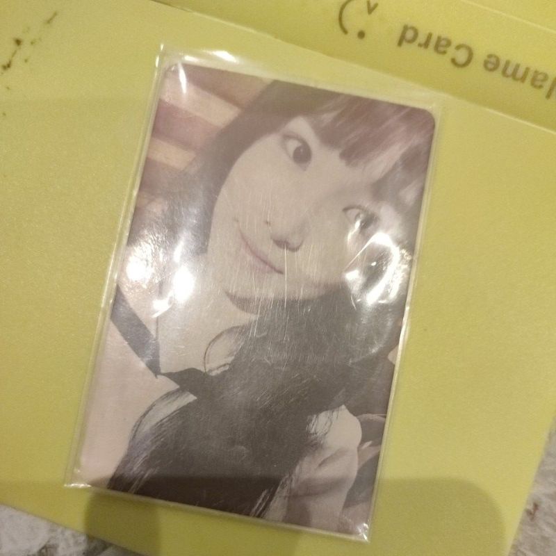 photocard yuju flower bud