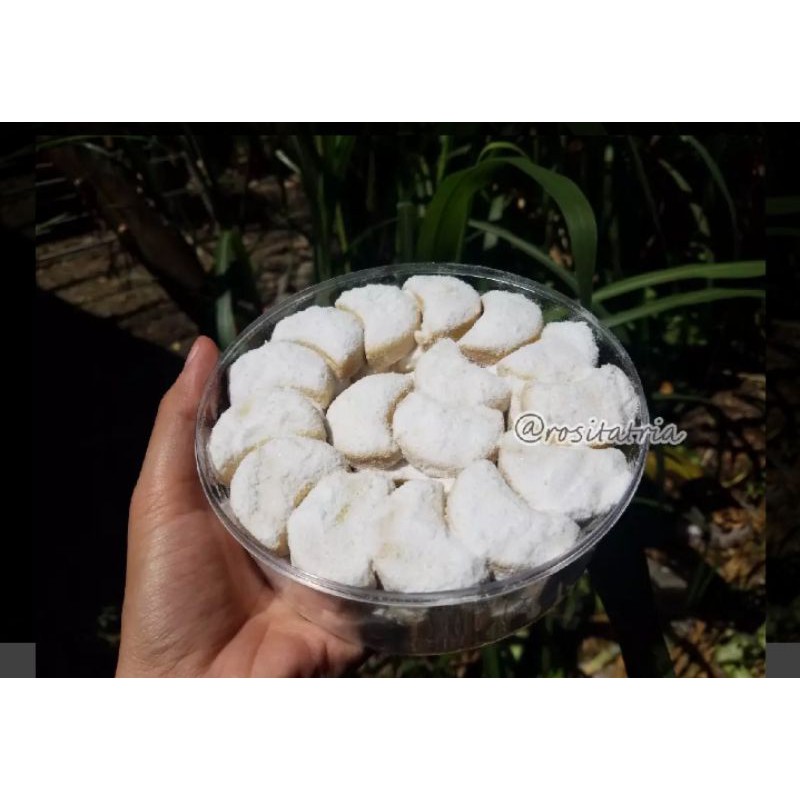 

Kue Kering Putri Salju Homemade by bunda_zaky