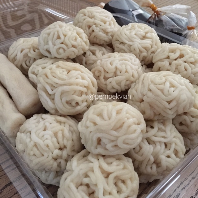 

Pempek Keriting