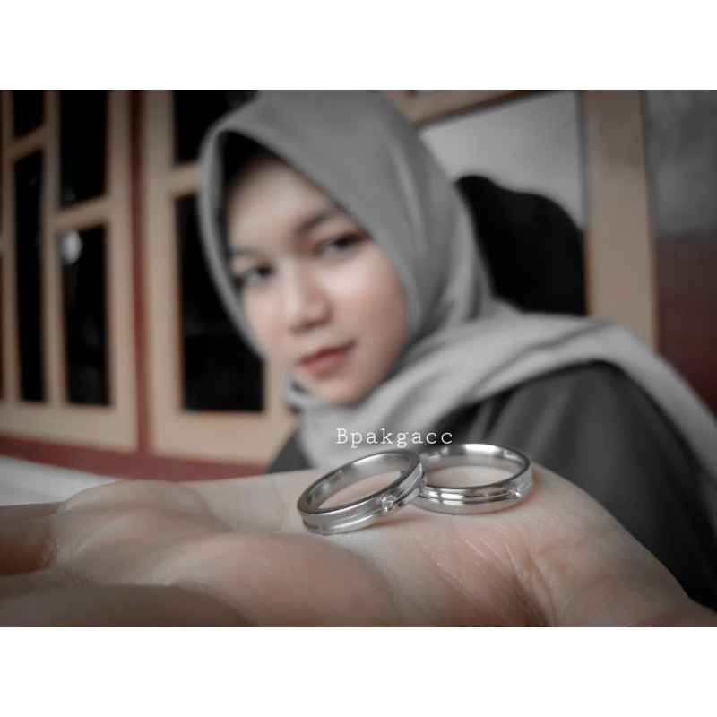 Cincin couple titanium silver simple permata putih Anti Karat besi putih asli diamond kecil cantik C