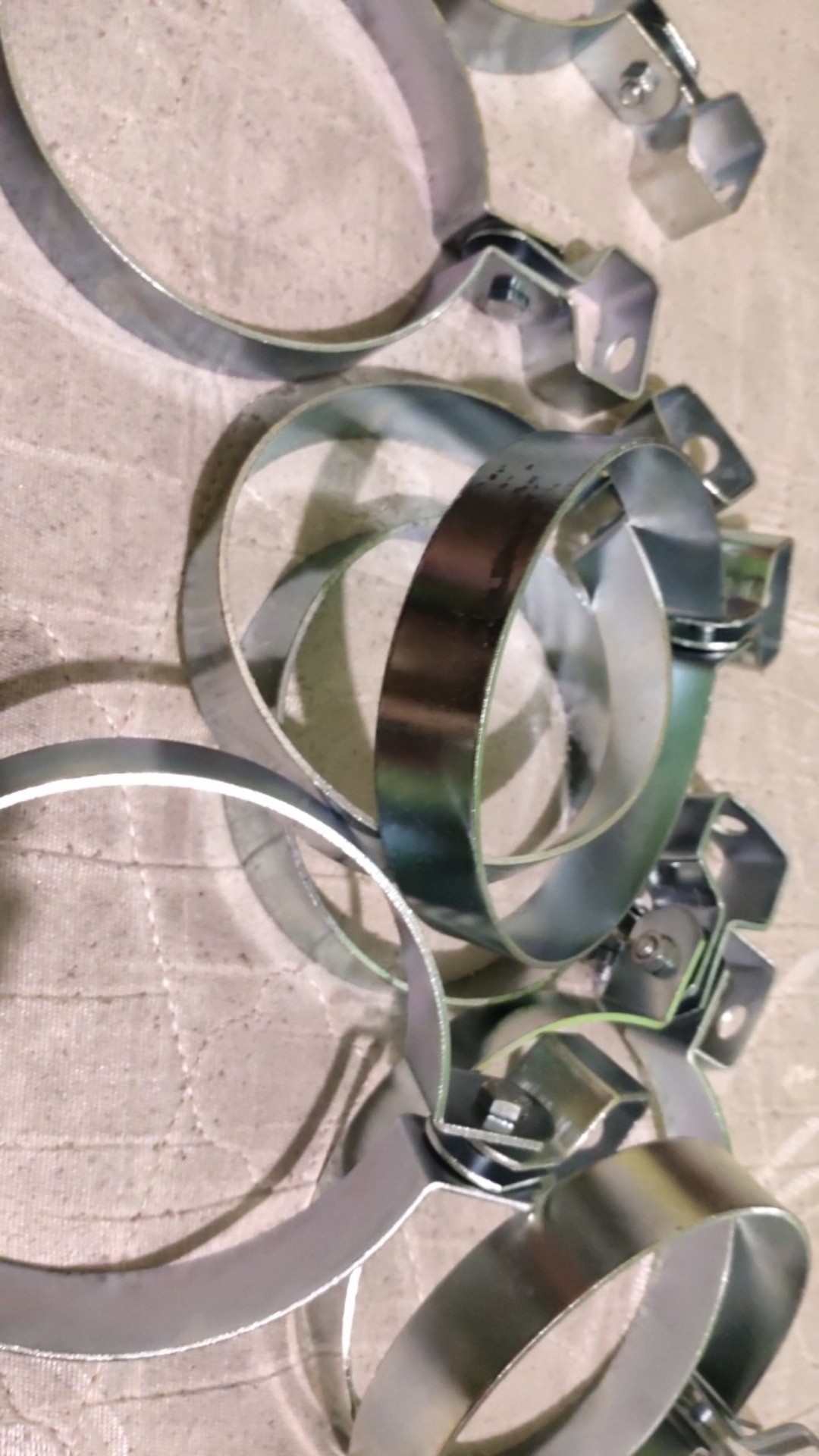 Murah Hanger Clamp 4 Inch Klem Gantung