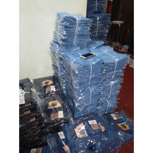 CELANA JEANS PANJANG PRIA REGULER FIT/STANDAR