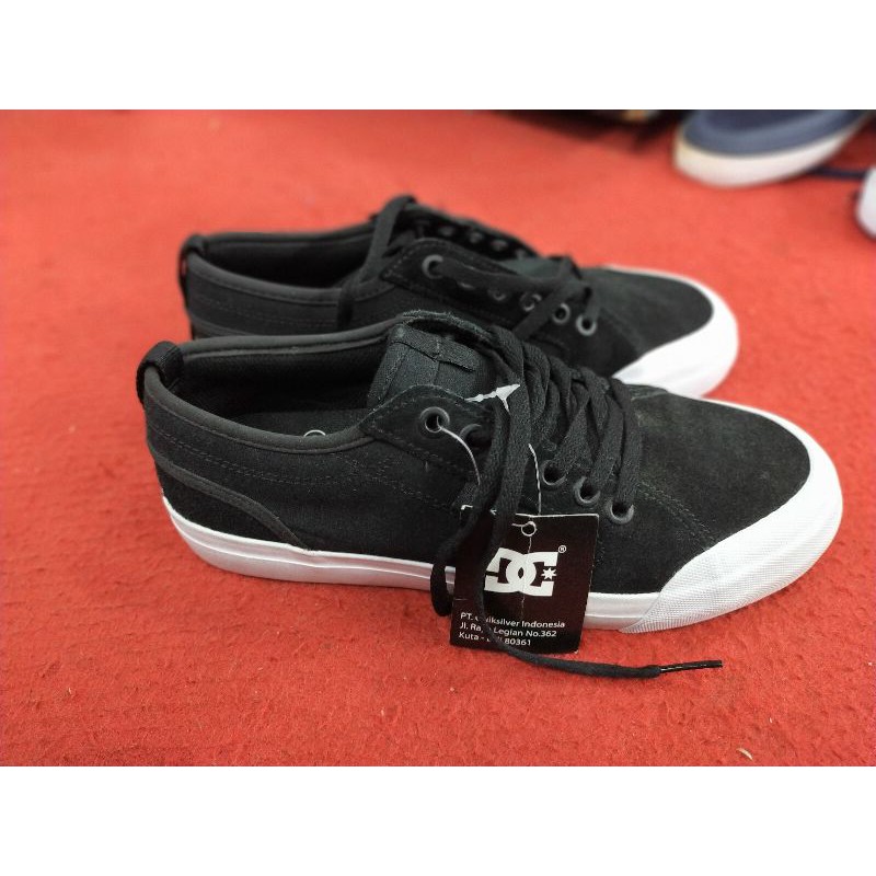 sepatu DC original
