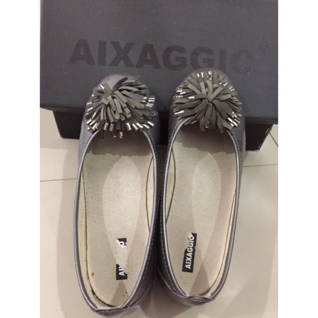 Preloved sepatu anak AIXAGGIO size 36 ❤️