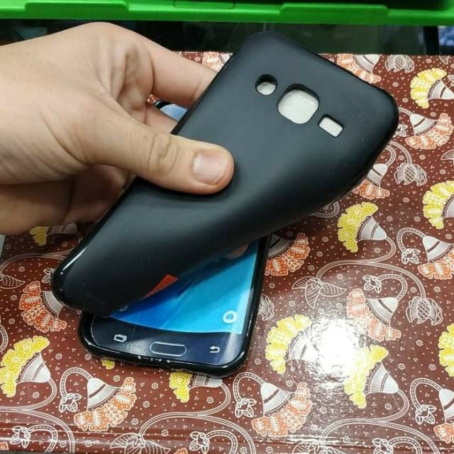 Silikon karet hitam capdase samsung j200 j2 2015 j2 murah meriah soft case j2 2015 j200 mantap