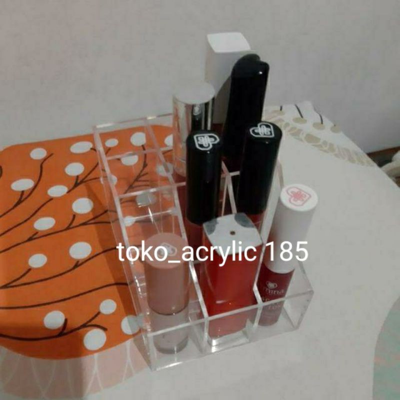 

Tempat lipstik acrylic 2mm 12slot