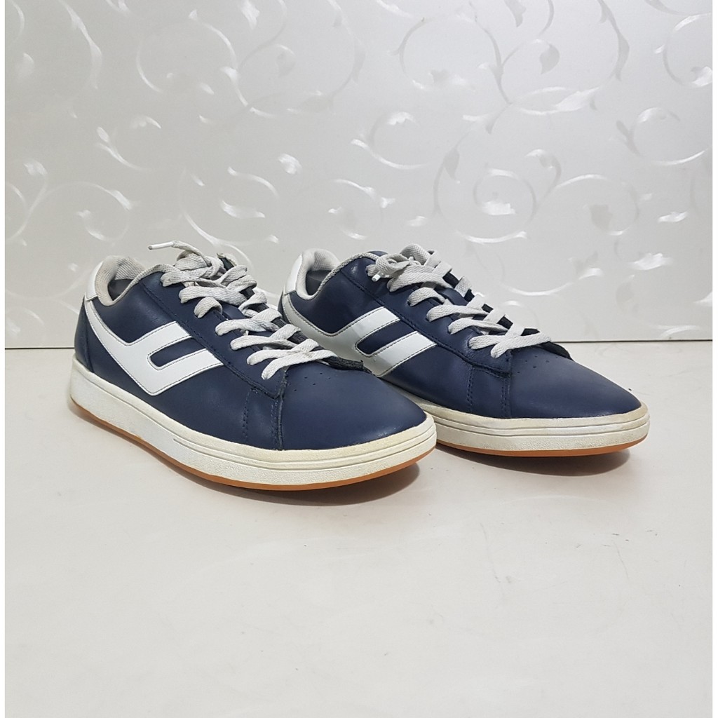 Sepatu Sneakers Prospecs - Size 40 sd 41 - Original 100 % - Scd