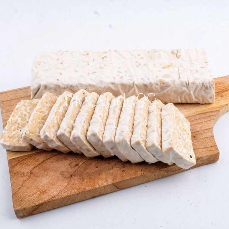 

TEMPE SEGAR 500GR KEDELAI / FRESH SOY BEANCAKE SAYUR