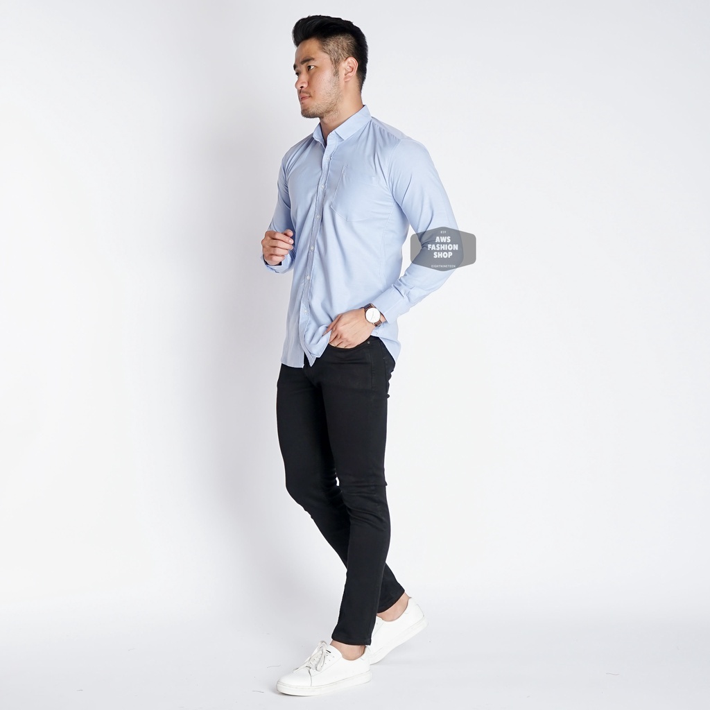 Kemeja Pria Lengan Panjang Polos Biru Muda Oxford Slimfit Casual Ada Ukuran Jumbo