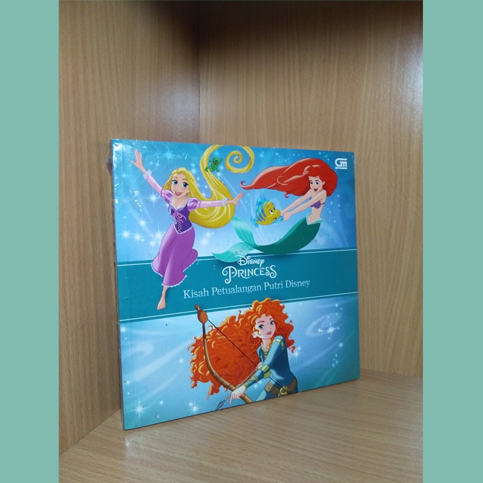 Buku Disney Princess: Kisah Petualangan Putri Disney (Storybook Collection)