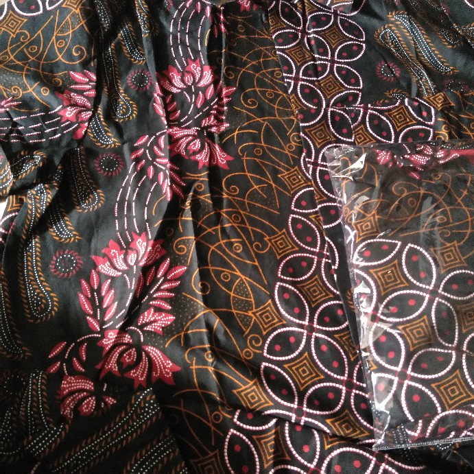 Maura Couple - Sania Ruffle Batik Couple Ori Ndoro Jowi Dnt Garansi Termurah Shopee - Pinguin Gurita