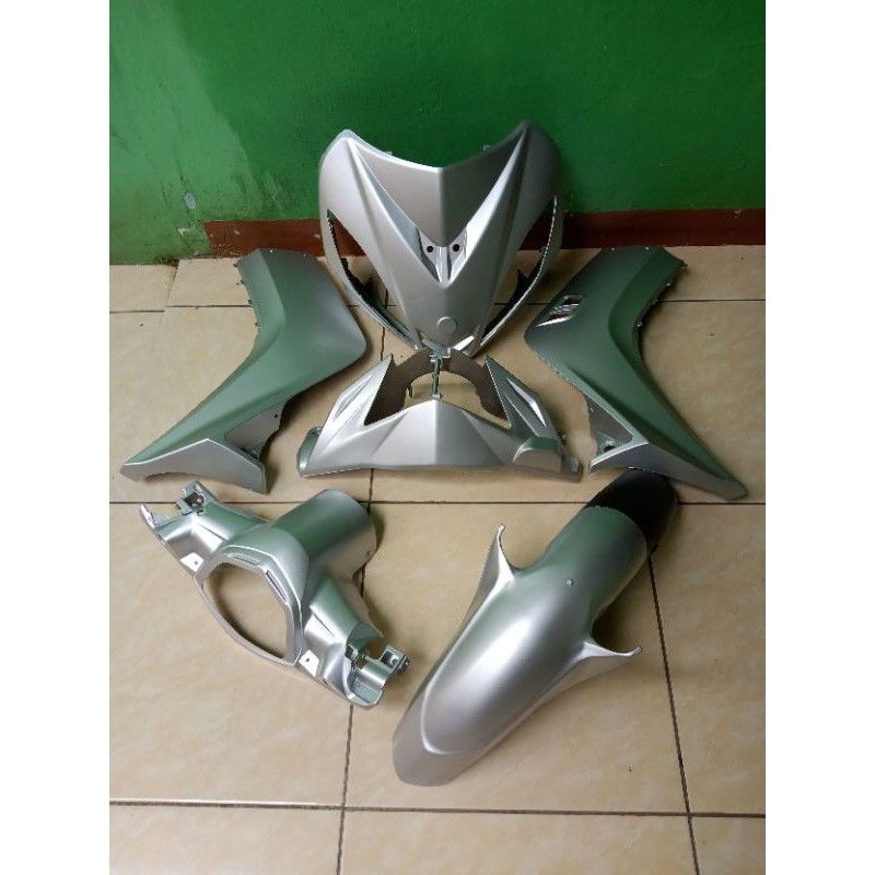 Jual Cover Body Bagian Depan Jupiter Mx lama Warna Silver (Barang baru