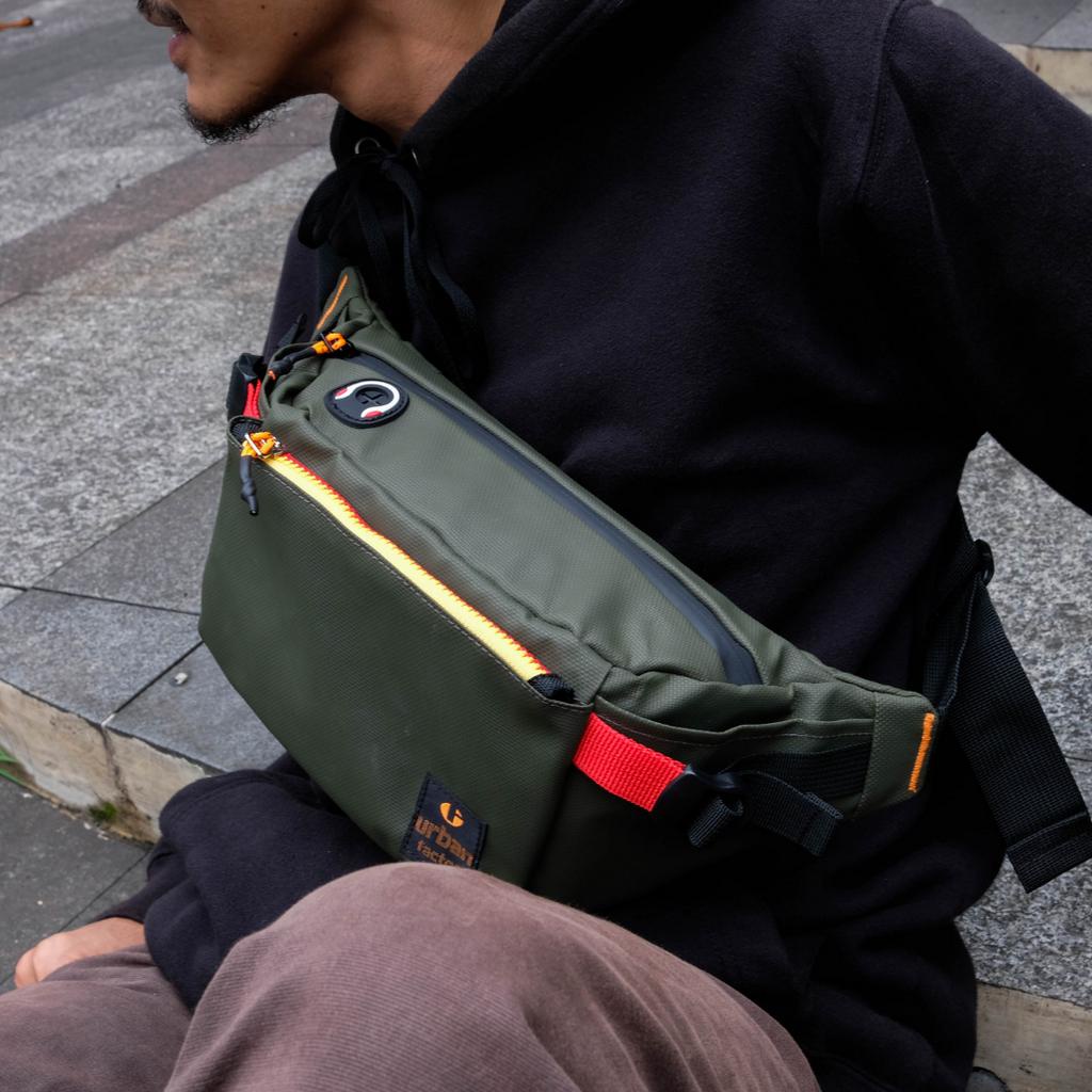 Tas Selempang Dada Pinggang Waistbag Pria Casual Trendi Model Terbaru Army Original Urban Clmb