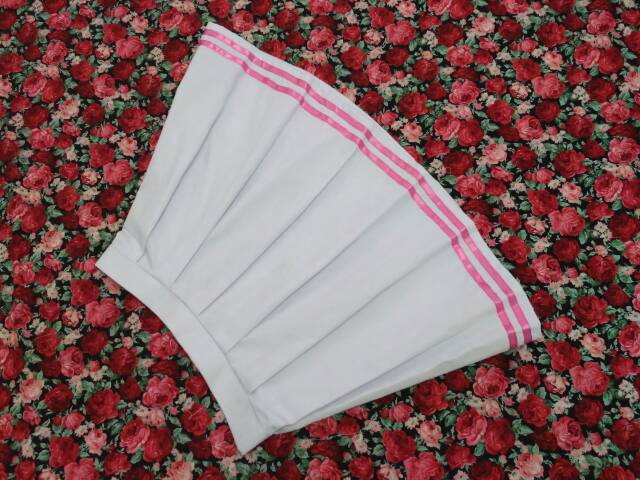 Mini Skirt white ~ pink line