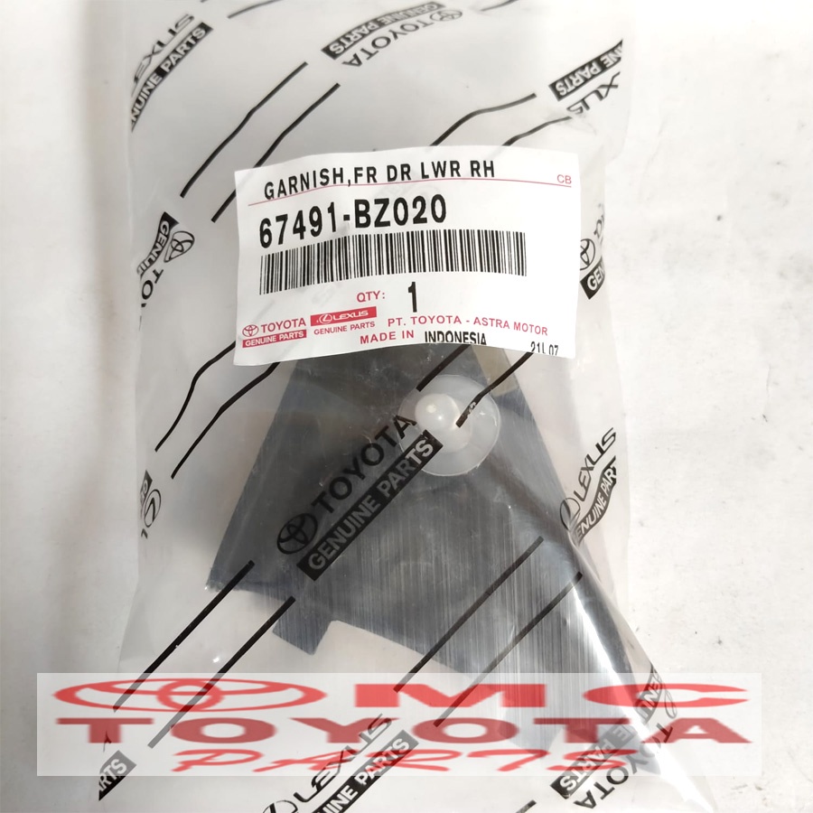 Garnish Pilar Segitiga dalam Depan Kanan Avanza Xenia Old 67491-BZ020