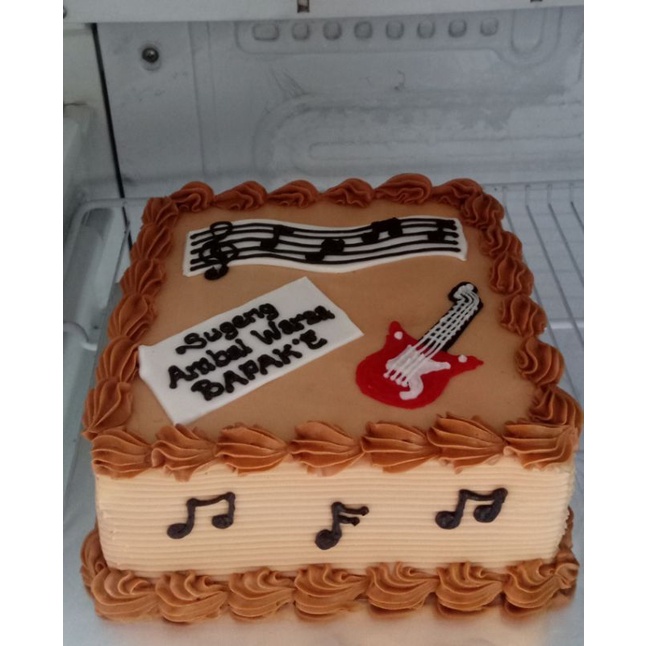 

kue ulang tahun tema music