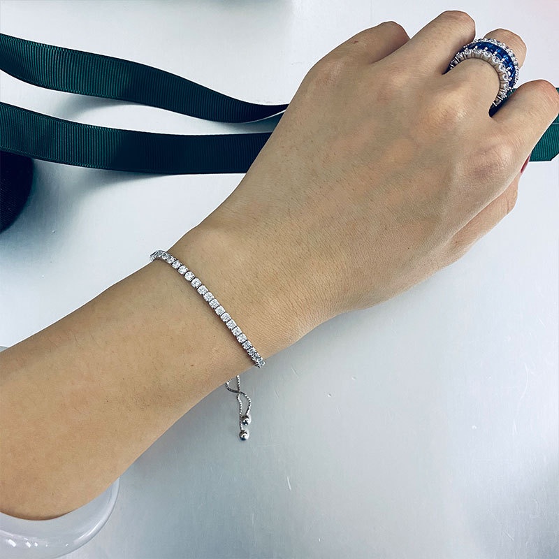 Gelang Serut titanium bentuk bunga dengan berlian imitasi model korea terbaru