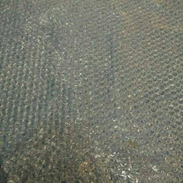 

Bubble wrap pelindung tempat perhiasan