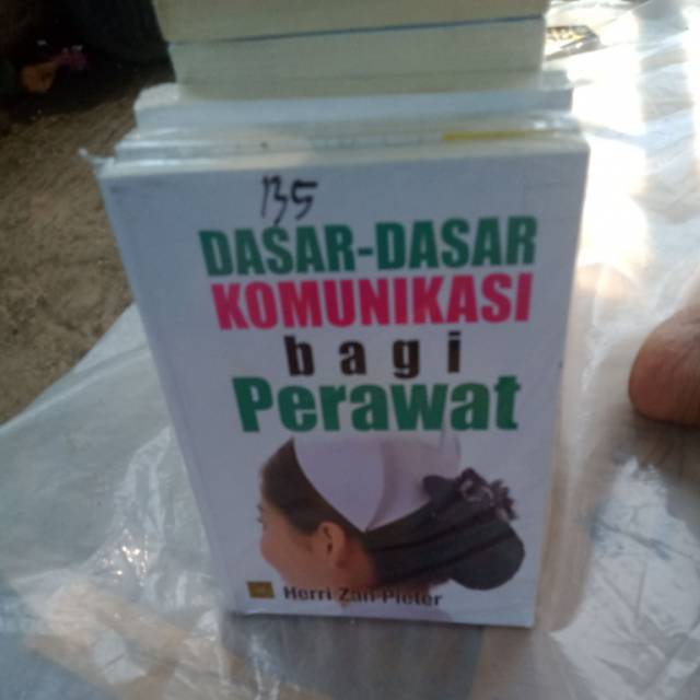 

Dasar dasar komunikasi bagi perawat