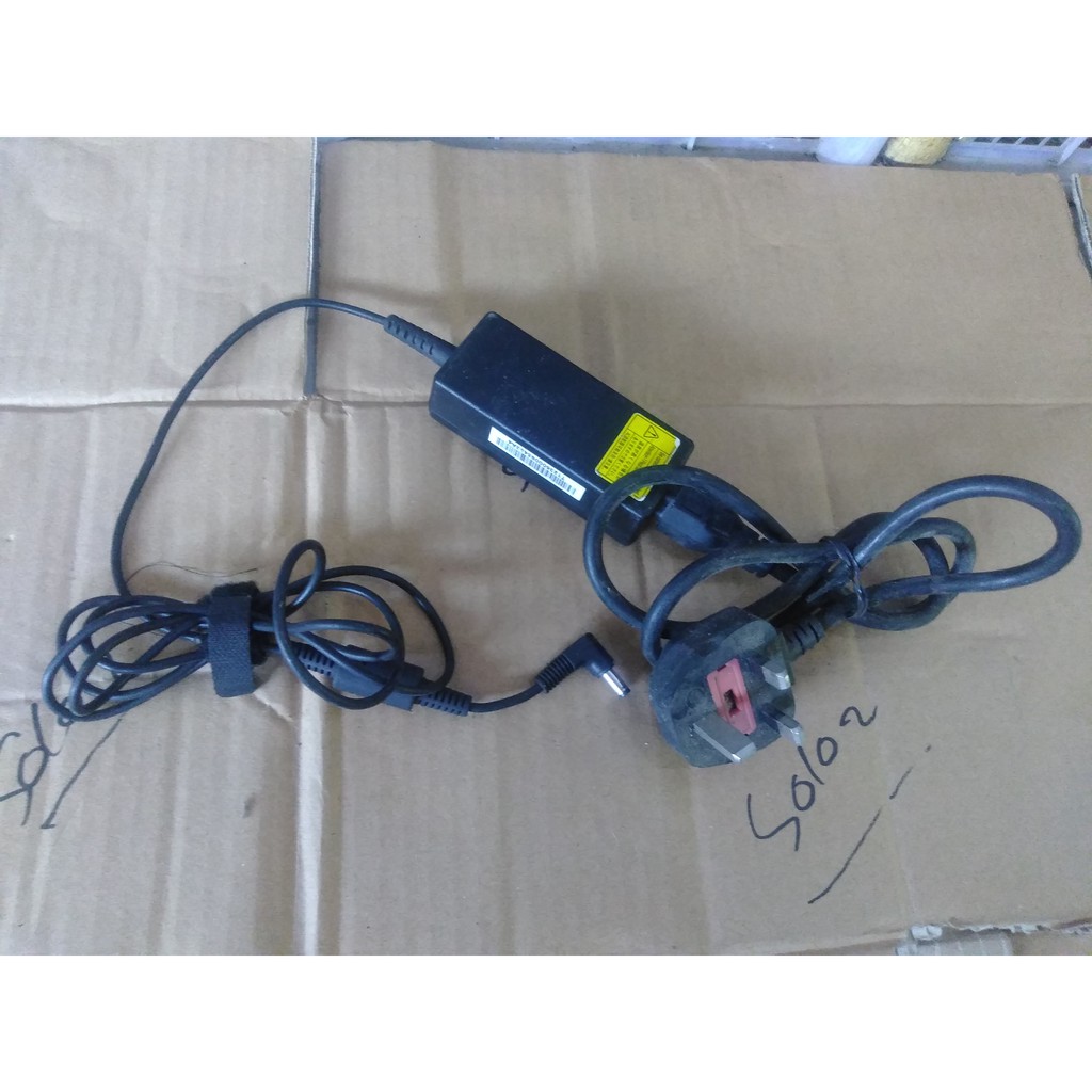 Bekas normal ces charger netbook Hipro hp-a0301r3 19v 1,58A 30w AC Adapter Charger Hipro Original HP