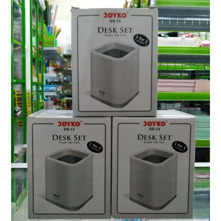 

Tempat Alat Tulis Desk Set