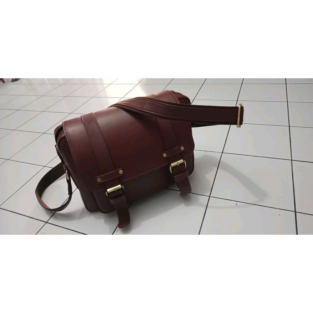 Tas Slempang Batu Akik Bahan Kulit