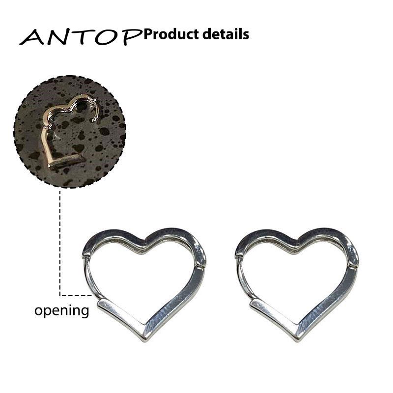 Anting Bentuk Hati Gaya Punk