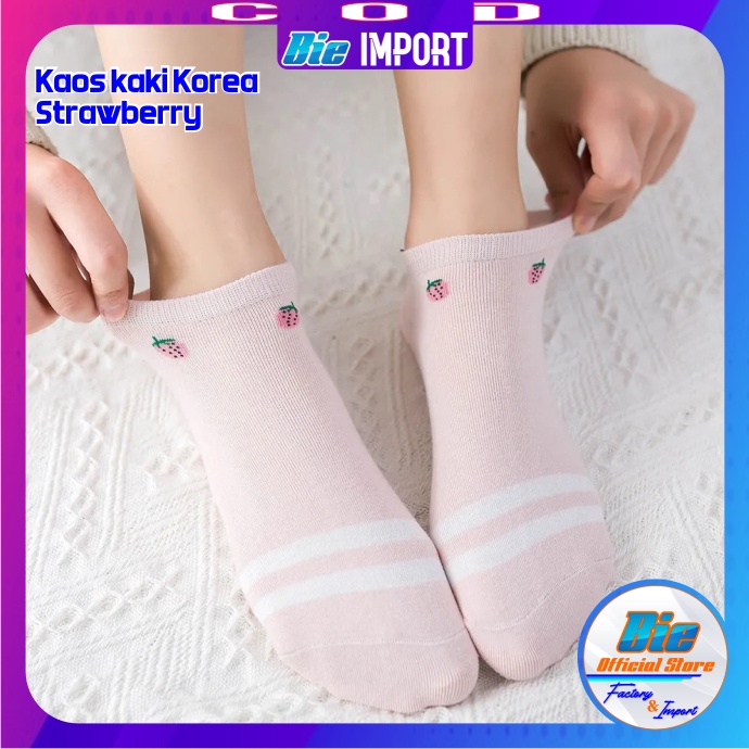 Kaos Kaki Korea Wanita Motif Strawberry Pink Impor Best Seller