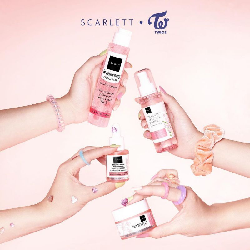 Satu paket Scarlett whitening Brightly & glow
