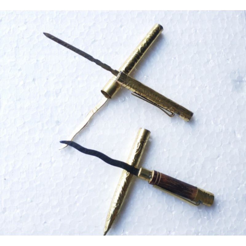 

Paket Keris Bolpen Isi 2PCS