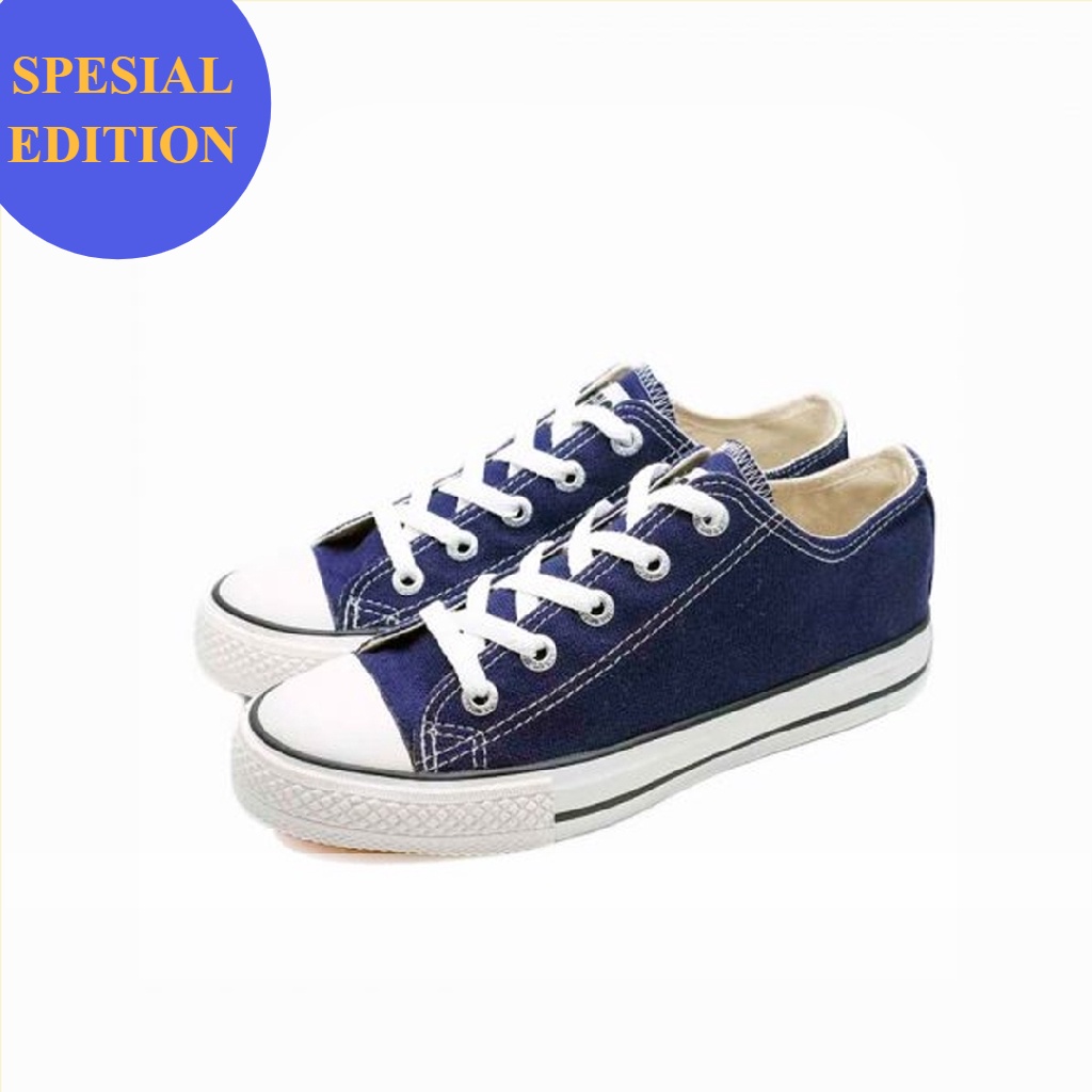Sepatu Warrior Sparta Low Navy Ori