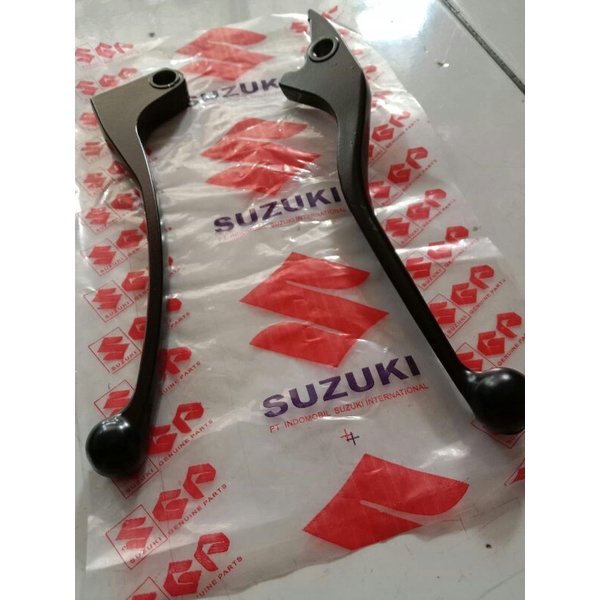 HANDLE REM KANAN SATRIA FU 150 DAN HANDLE KOPLING KIRI SATRIA FU 150 SEPASANG KIRI KANAN